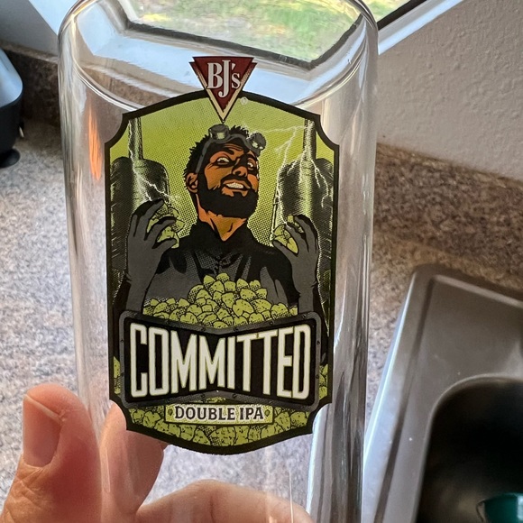 Set of 2 BJ’s Brewhouse Brand Beer Glasses - Picture 2 of 3